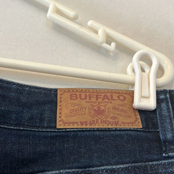 Buffalo David Bitton mid rise boot cut jeans Size 33 EUC - Picture 4 of 12